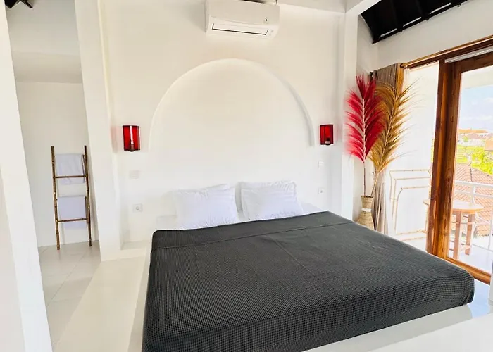 Unique Hotel Canggu (Bali)